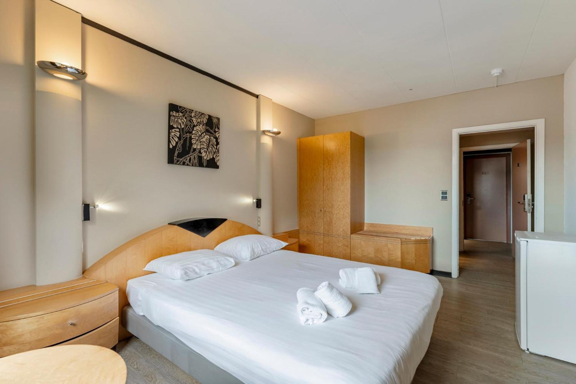 Hotel Sleep & Go Brussels South Waterloo Exterior foto